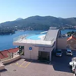 Paradiso 2 4* Štikovica