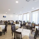 Hotel Paradiso 2 4*